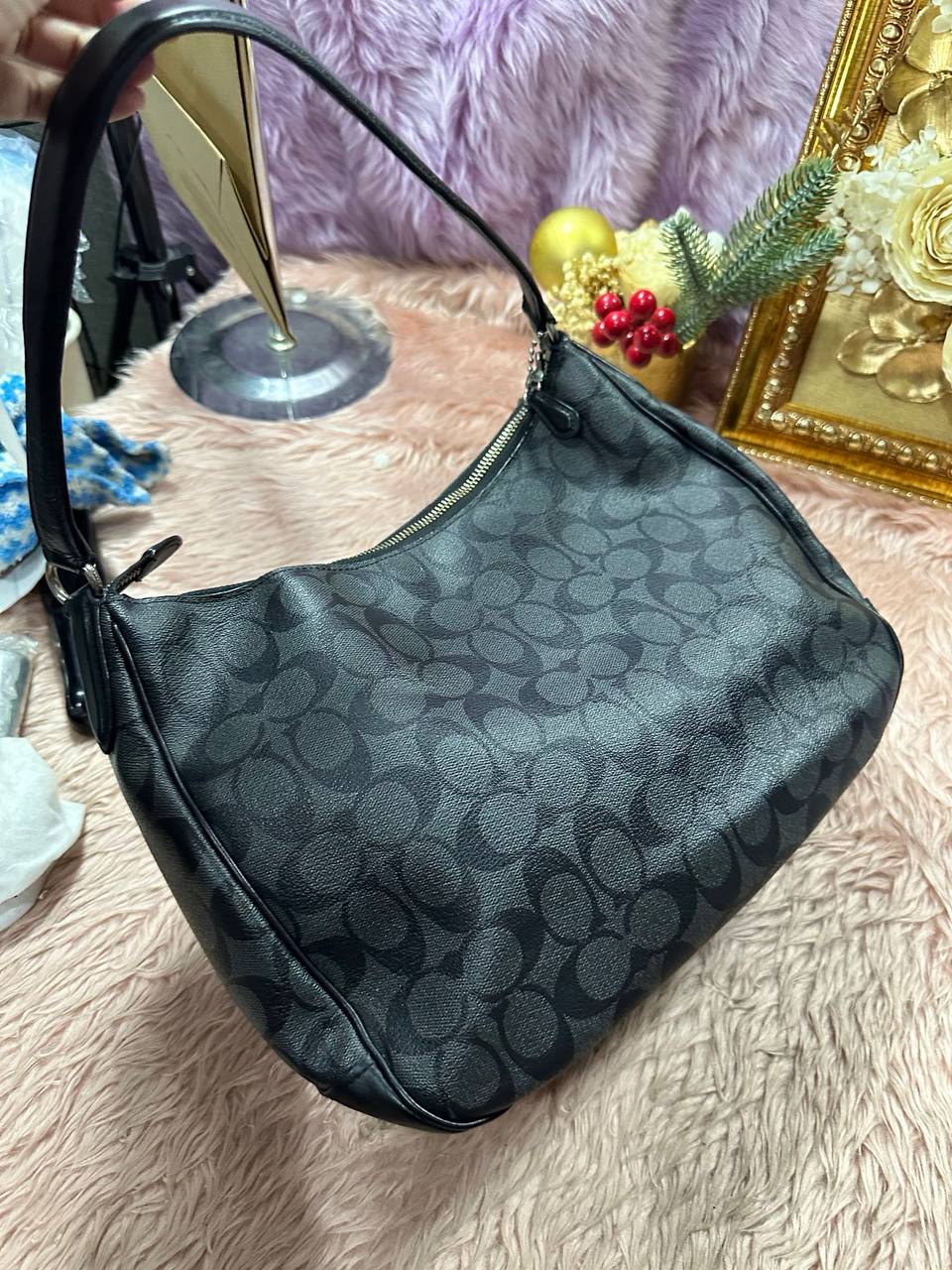 ORIG Preloved Coach Zip Hobo Shoulder Black Bag