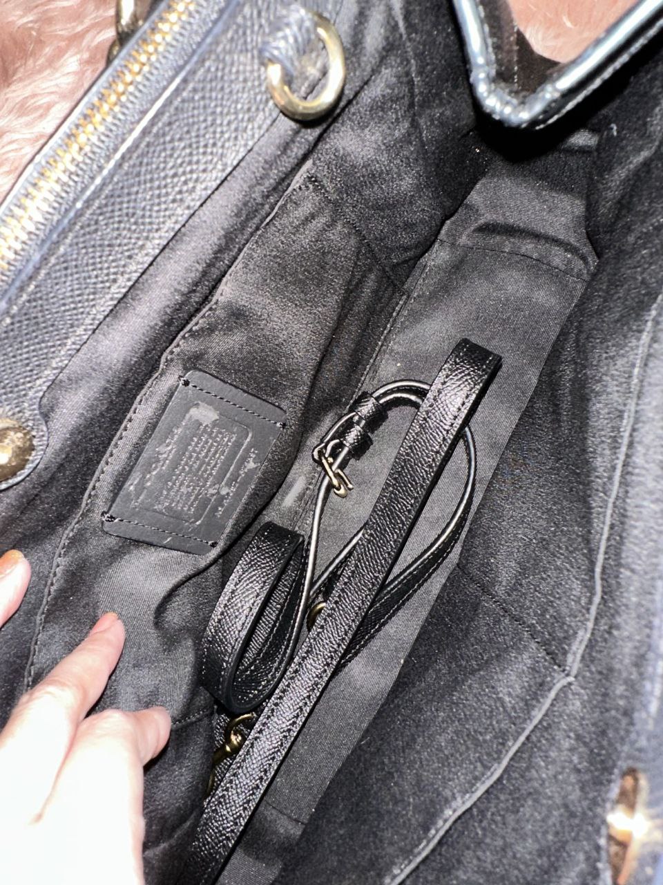 ORIG Preloved Coach Crossgrain Large Brooke Carryall Black Bag