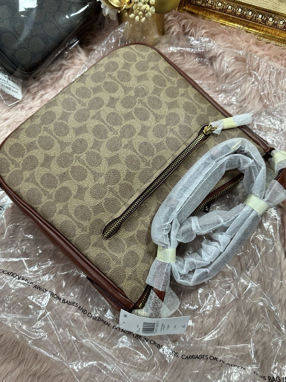 ORIG & IMPORTED COACH Retail Chaise Crossbody Bag In Signature Canvas Brown Tan