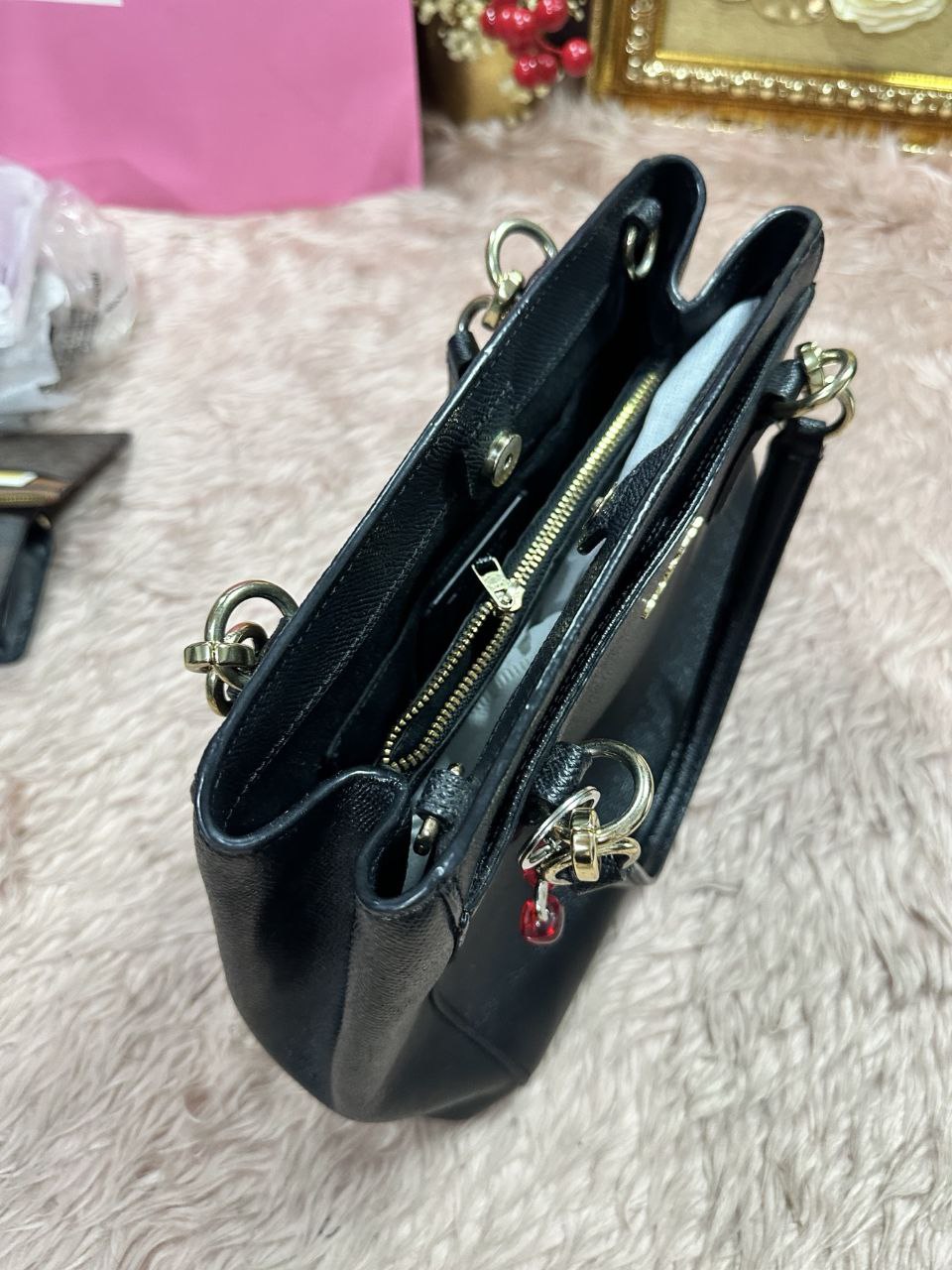 ORIG Preloved Coach Minetta Crossbody Black Bag