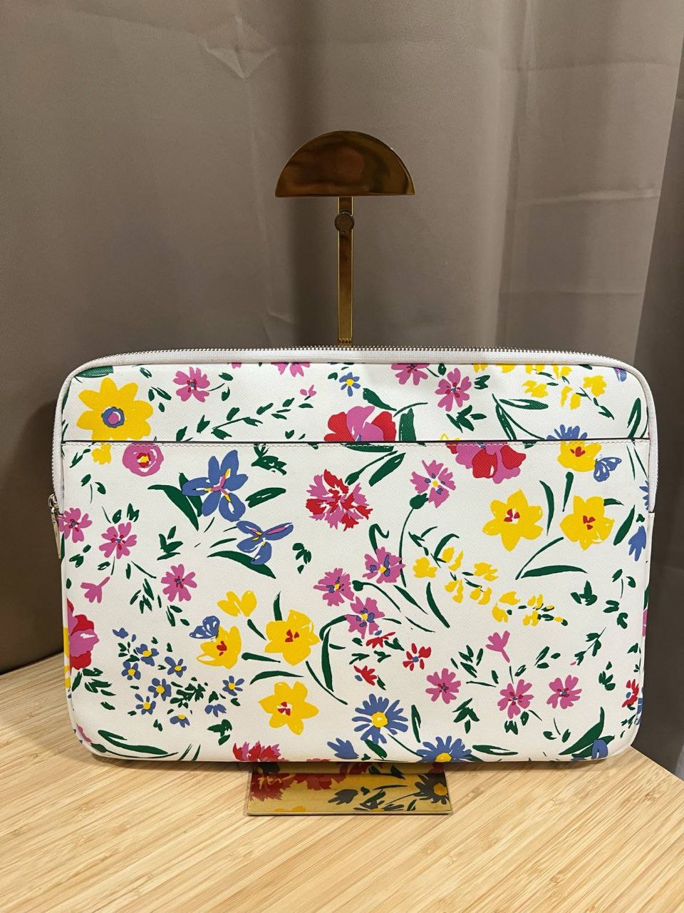 ORIG Preloved Kate Spade KS Garden Bouquet Laptop Sleeve White Floral