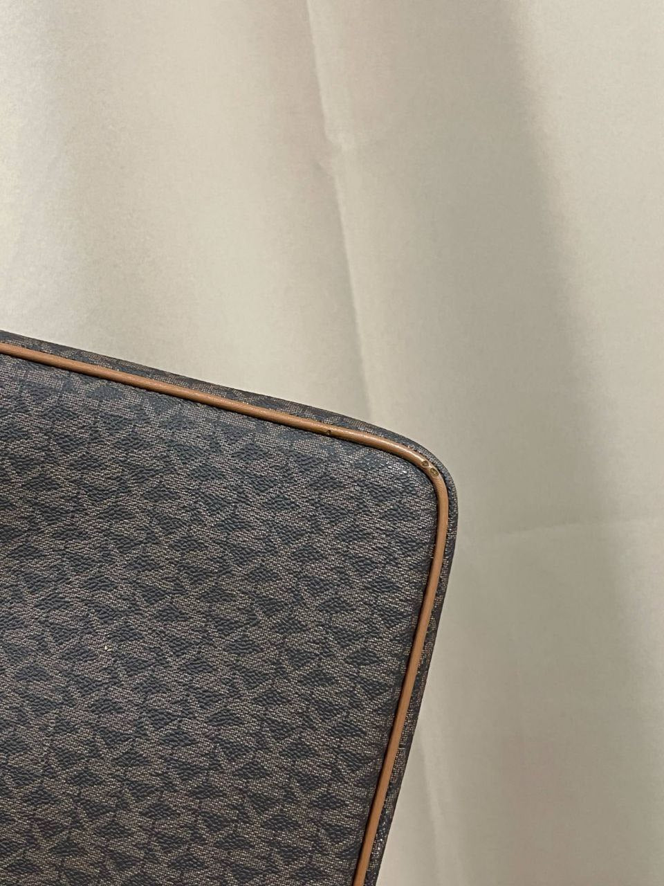 ORIG Preloved Michael Kors MK Laptop Padded Case Sleeve Brown