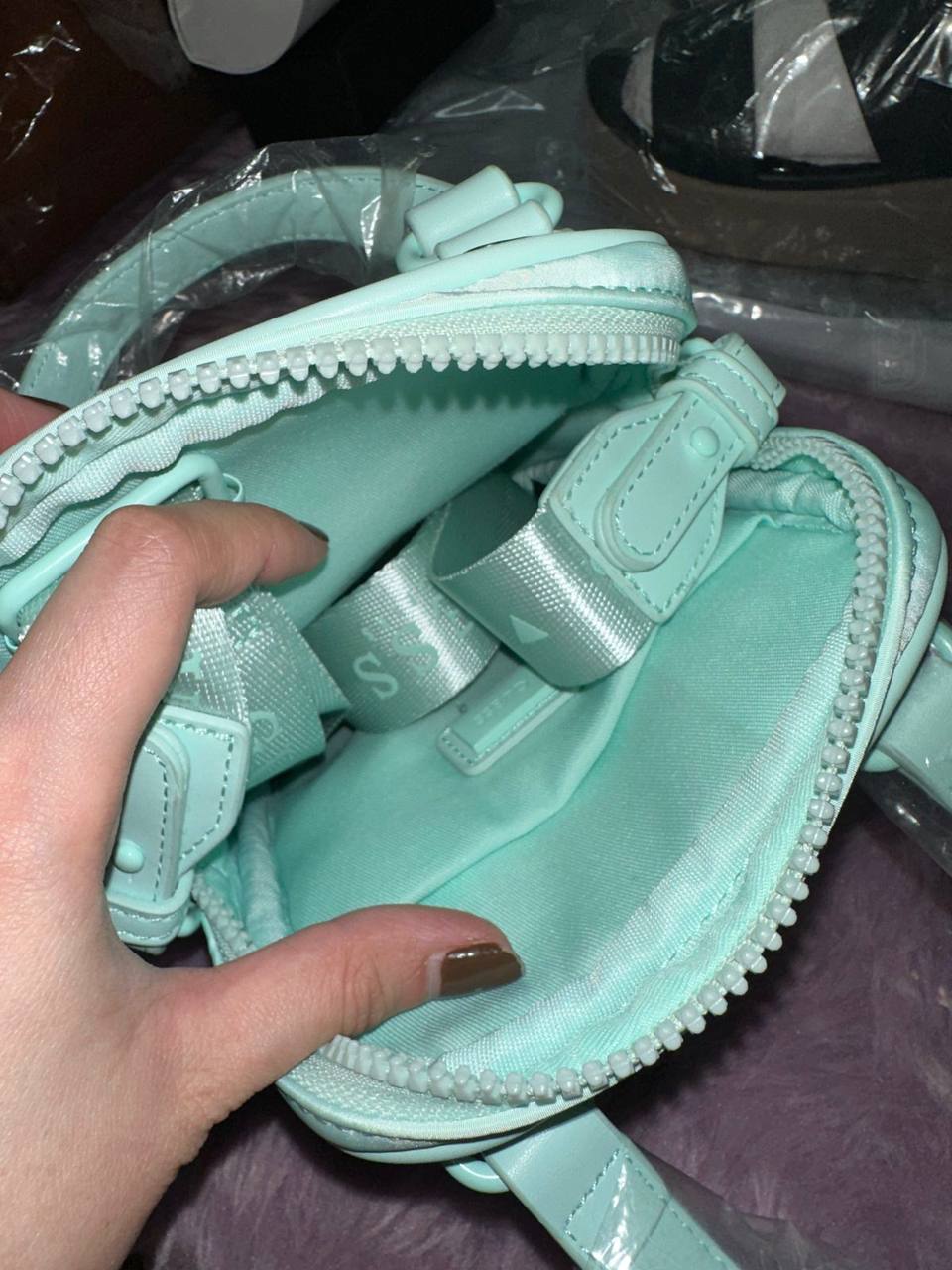 ORIG & IMPORTED Guess Sprint Mint Green Crossbody Bag