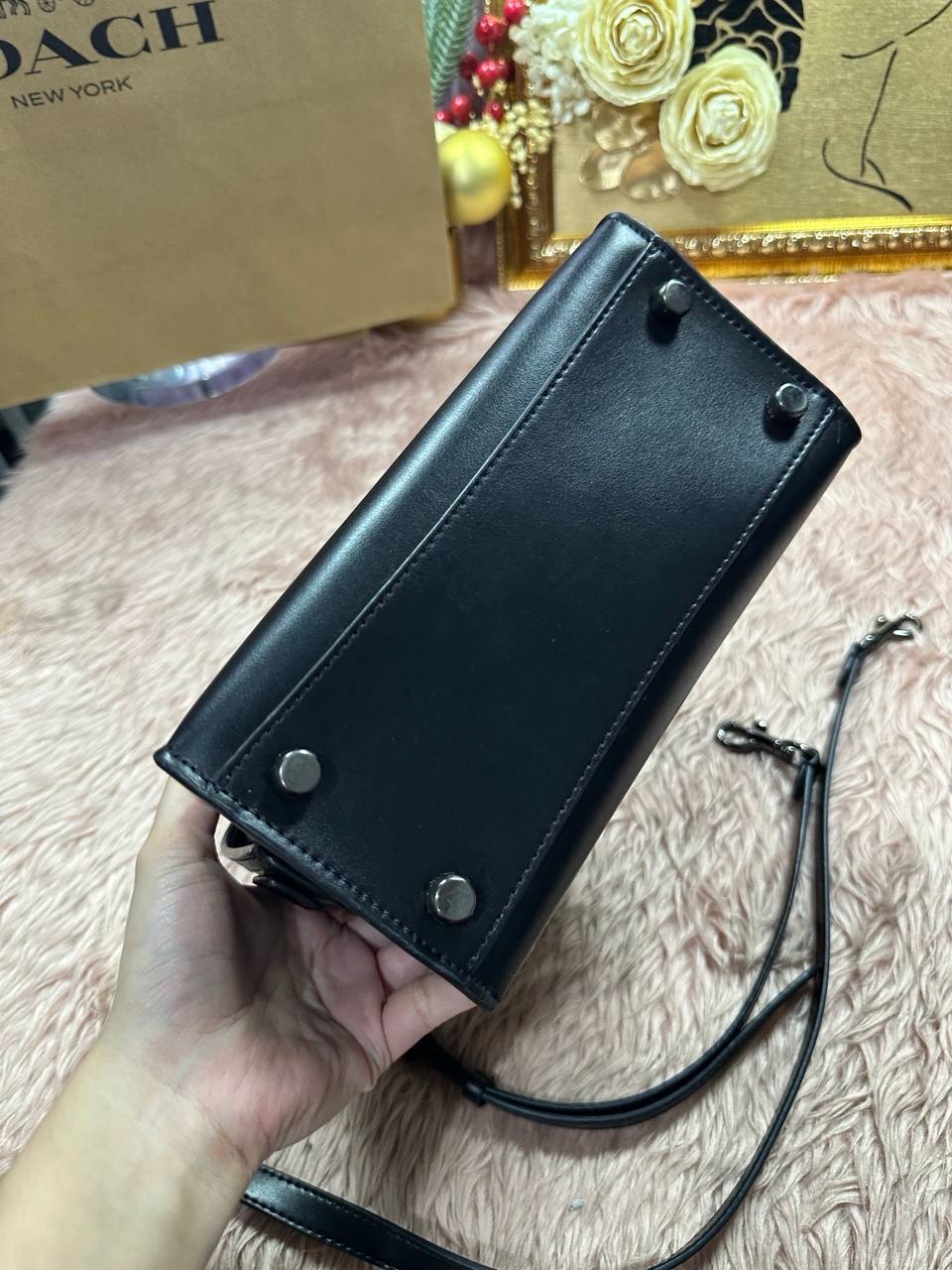 ORIG Preloved COACH Andrea Carryall Black Bag