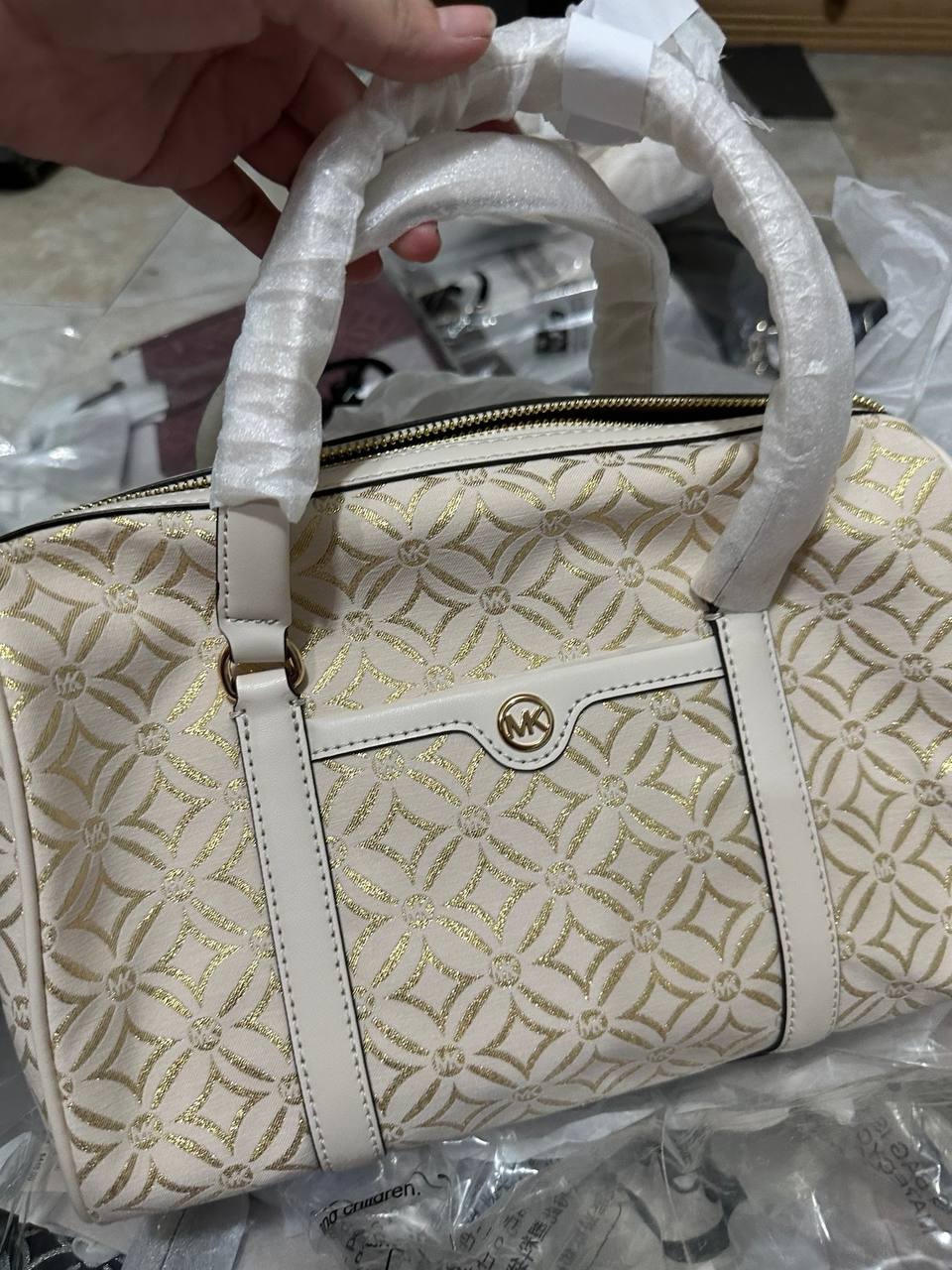 ORIG & IMPORTED MICHAEL KORS MK Medium Duffle Satchel Bag Glitter Vanilla White