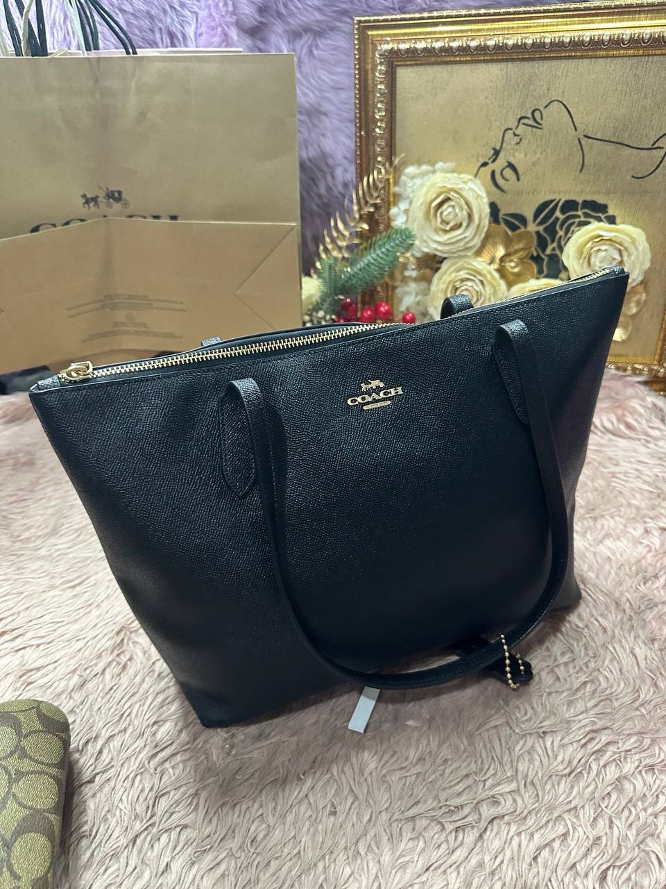 ORIG Preloved Coach Crossgrain Leather Zip Top Tote Shoulder Bag Black