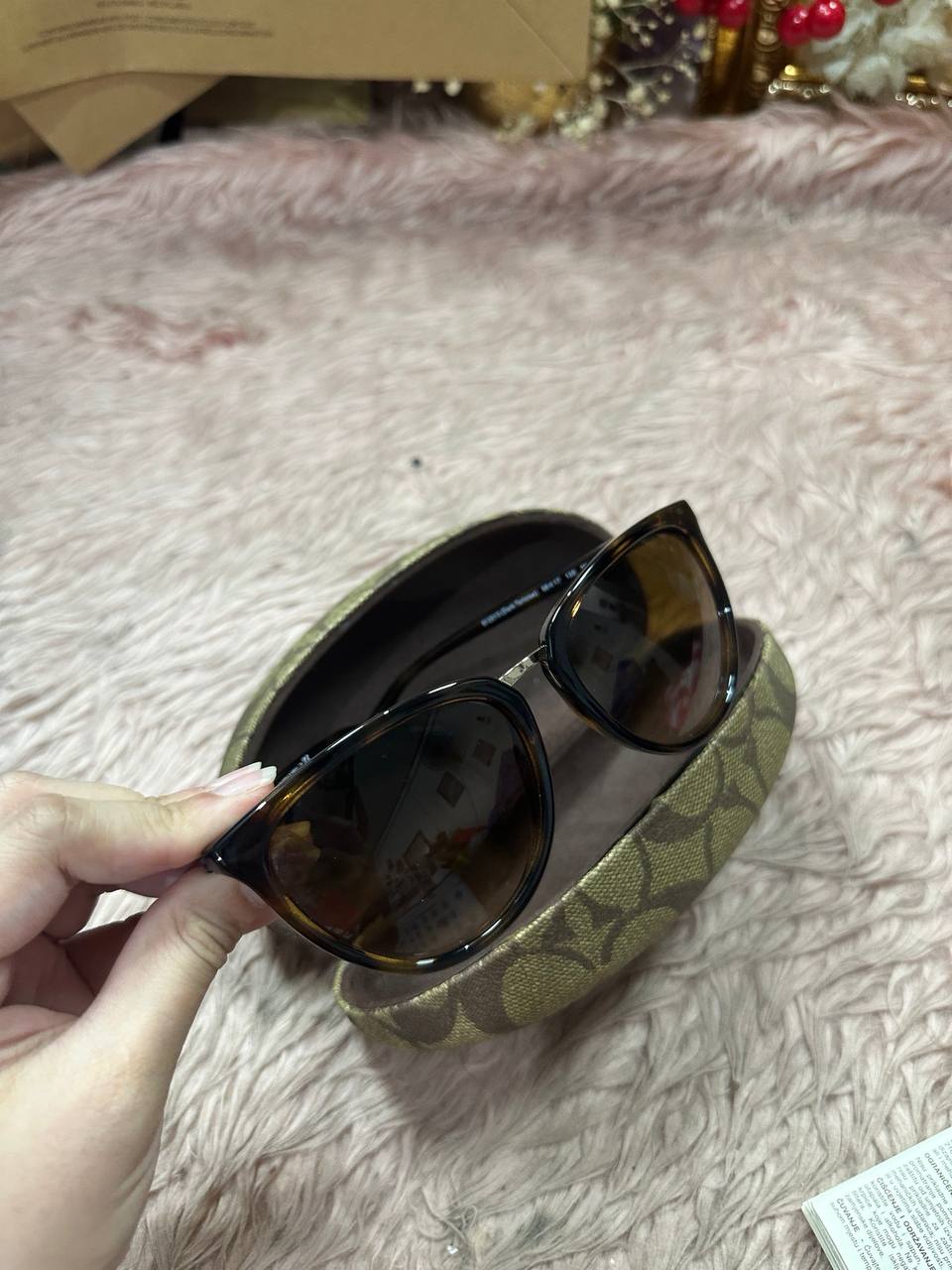ORIG Preloved Coach Wellington Sunglasses HC8221-512013 Cat Eye