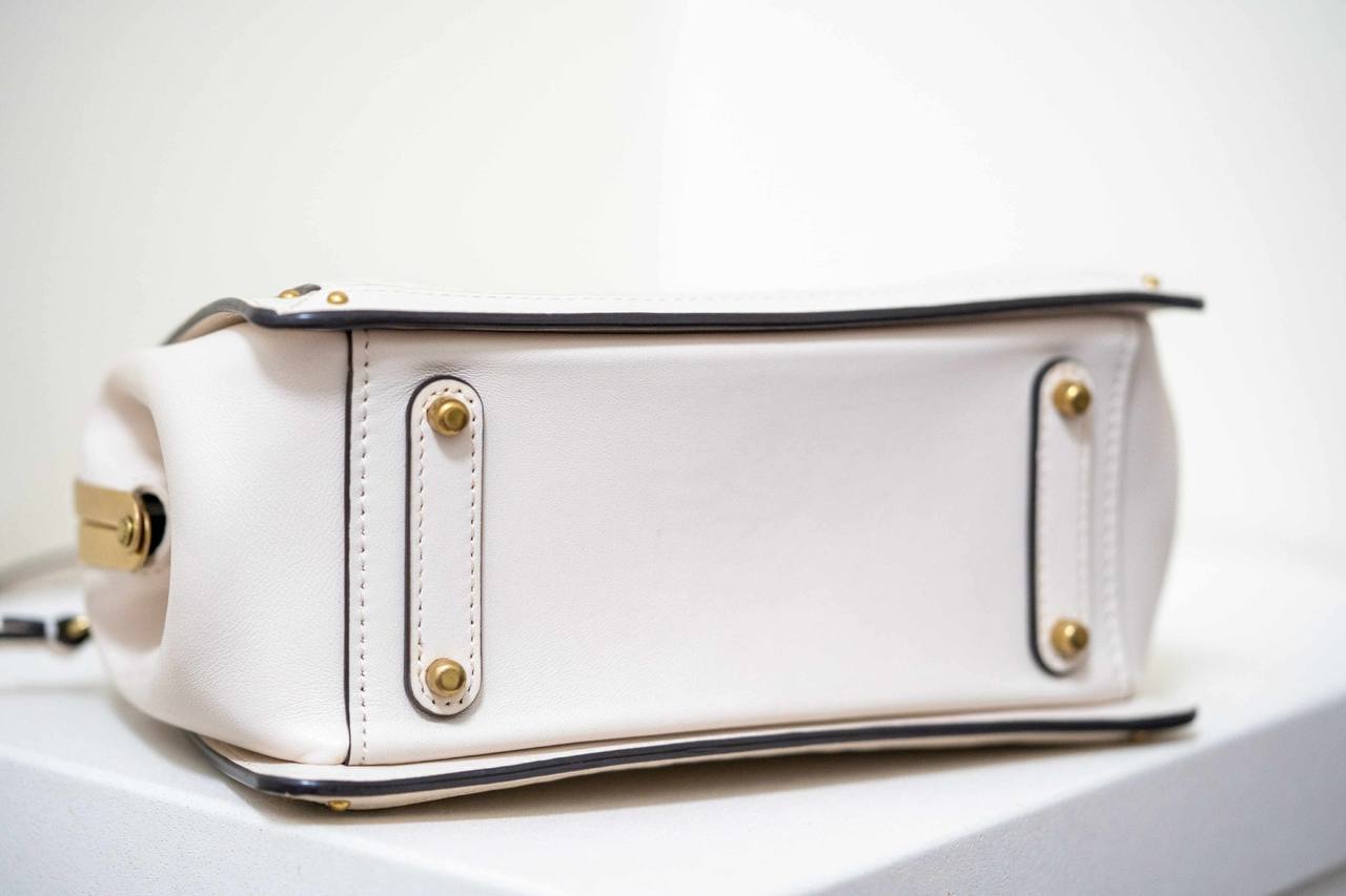 ORIG Preloved Coach RARE Retail Kisslock Dreamer 21 With Quilting And Rivets Mini White Bag
