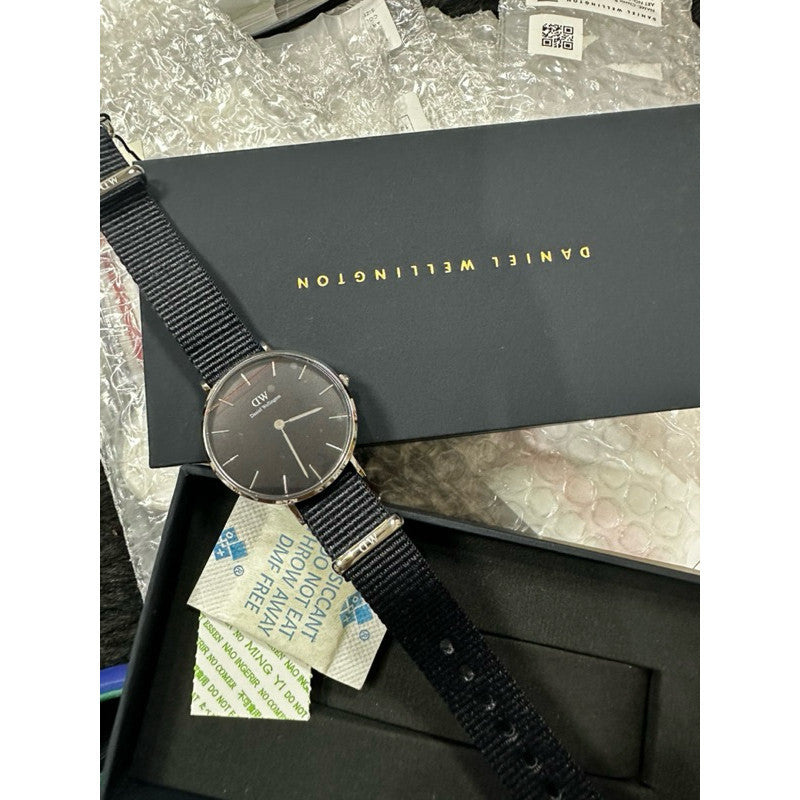 ORIG & IMPORTED Daniel Wellington Petite Cornwall Women's Black Strap Watch DW00100216