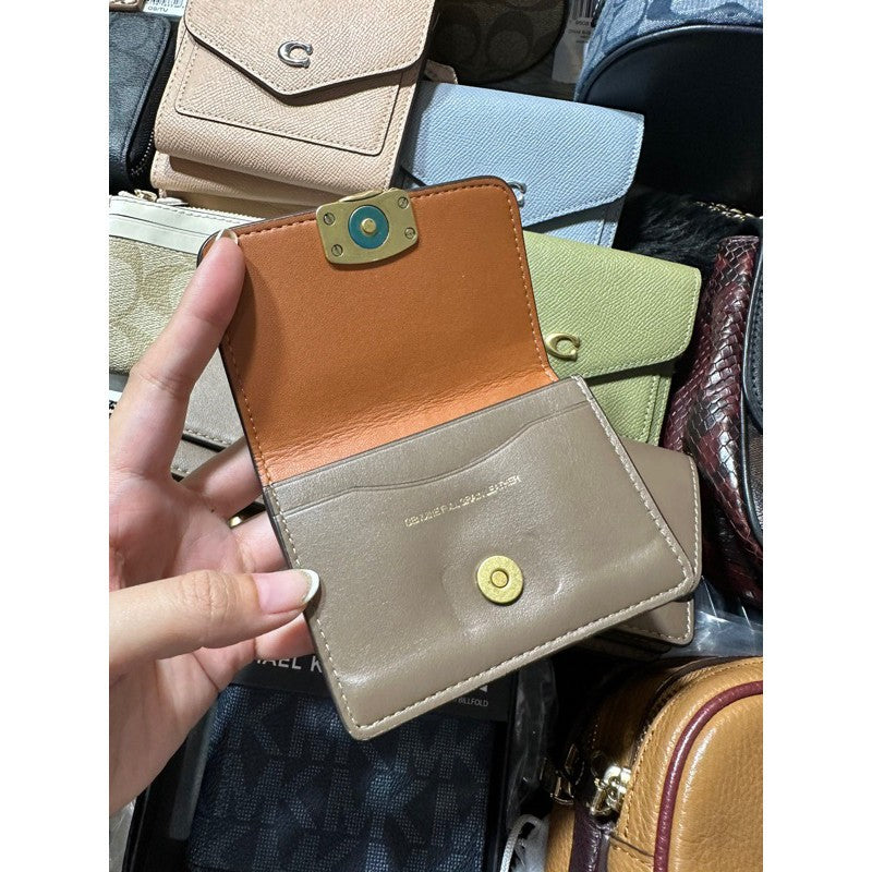 AUTHENTIC/ORIGINAL Coach Retail Bandit Card Case Small Flap Wallet in Brown and Green