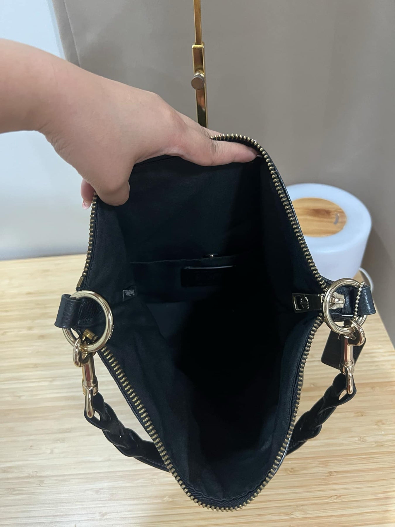 AUTHENTIC/ORIGINAL Preloved Coach Abby Duffle Shoulder Bag Black