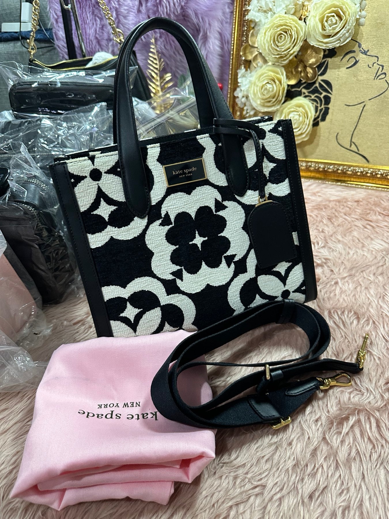 ORIG Preloved KS Retail Spade Flower Monogram Manhattan Chenille Small Tote Black Bag