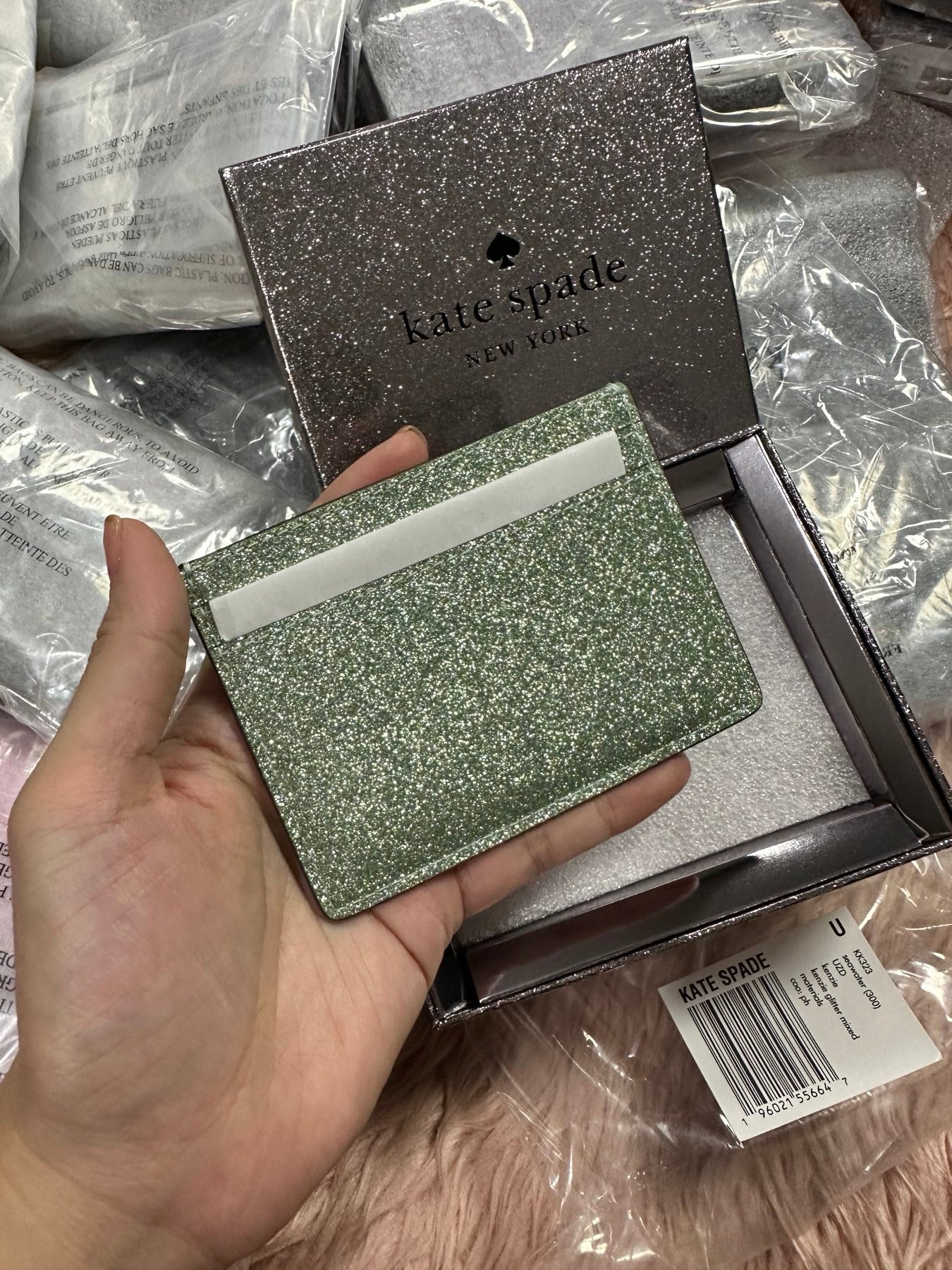 ORIG & IMPORTED KS Kenzie Boxed Small Cardholder Wallet in Black Seawater Green