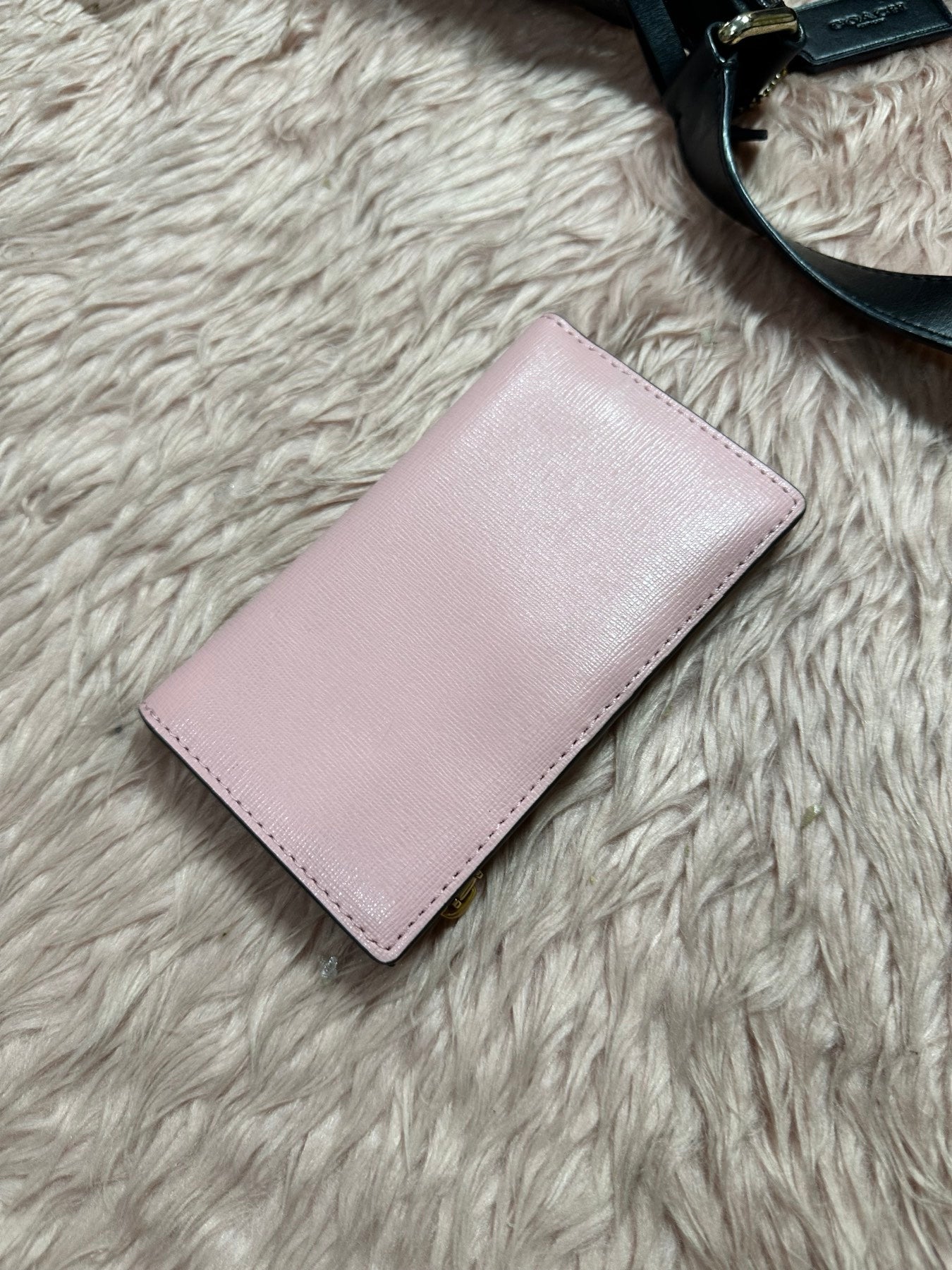 ORIG & IMPORTED KS Retail Morgan Small Slim Bifold Wallet Pink