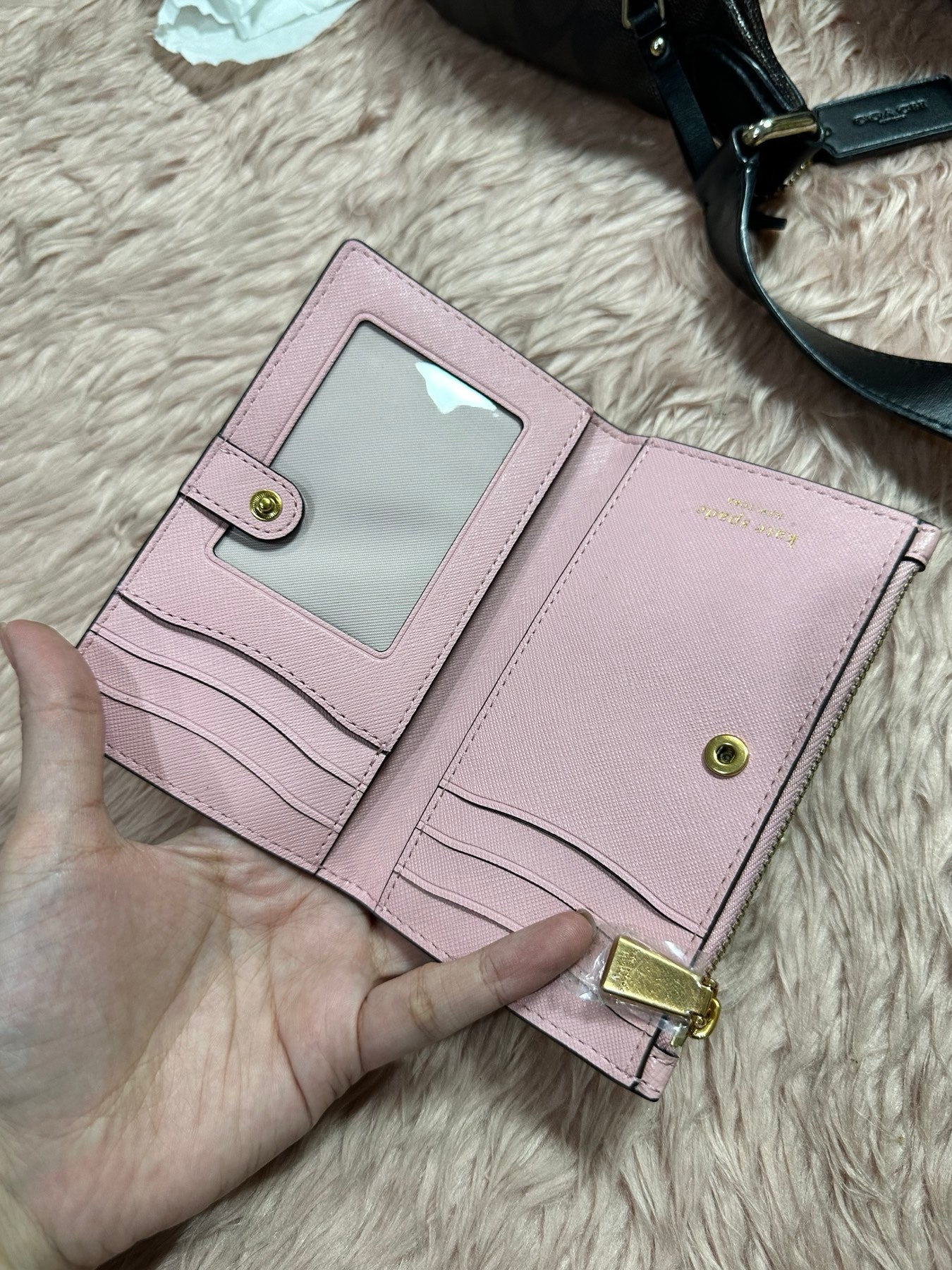 ORIG & IMPORTED KS Retail Morgan Small Slim Bifold Wallet Pink