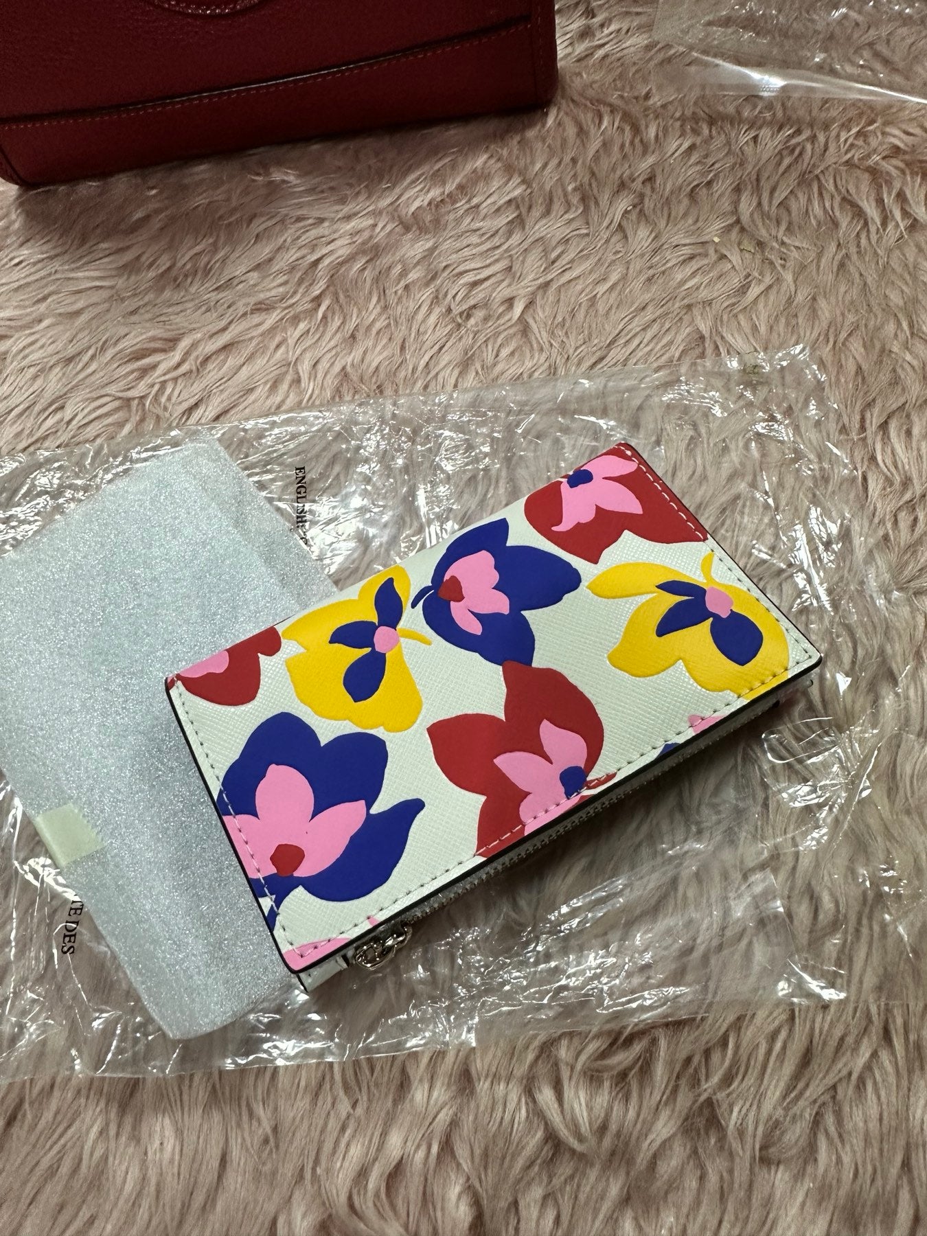ORIG & IMPORTED KS Retail Spencer Summer Flower Embossed Small Slim Bifold Wallet