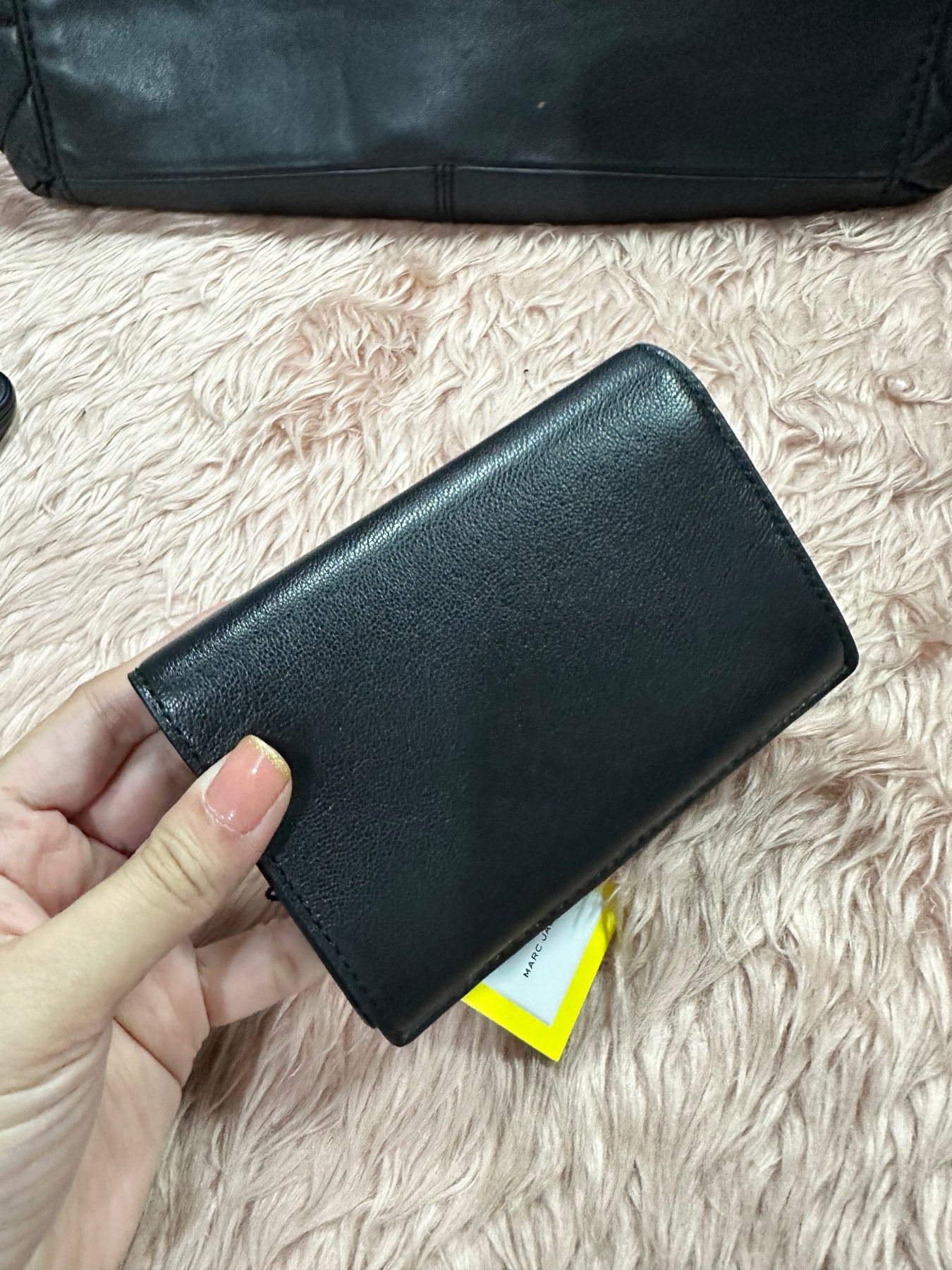 ORIG & IMPORTED Marc Jacobs The Slim 84 Flap Bifold Black Wallet