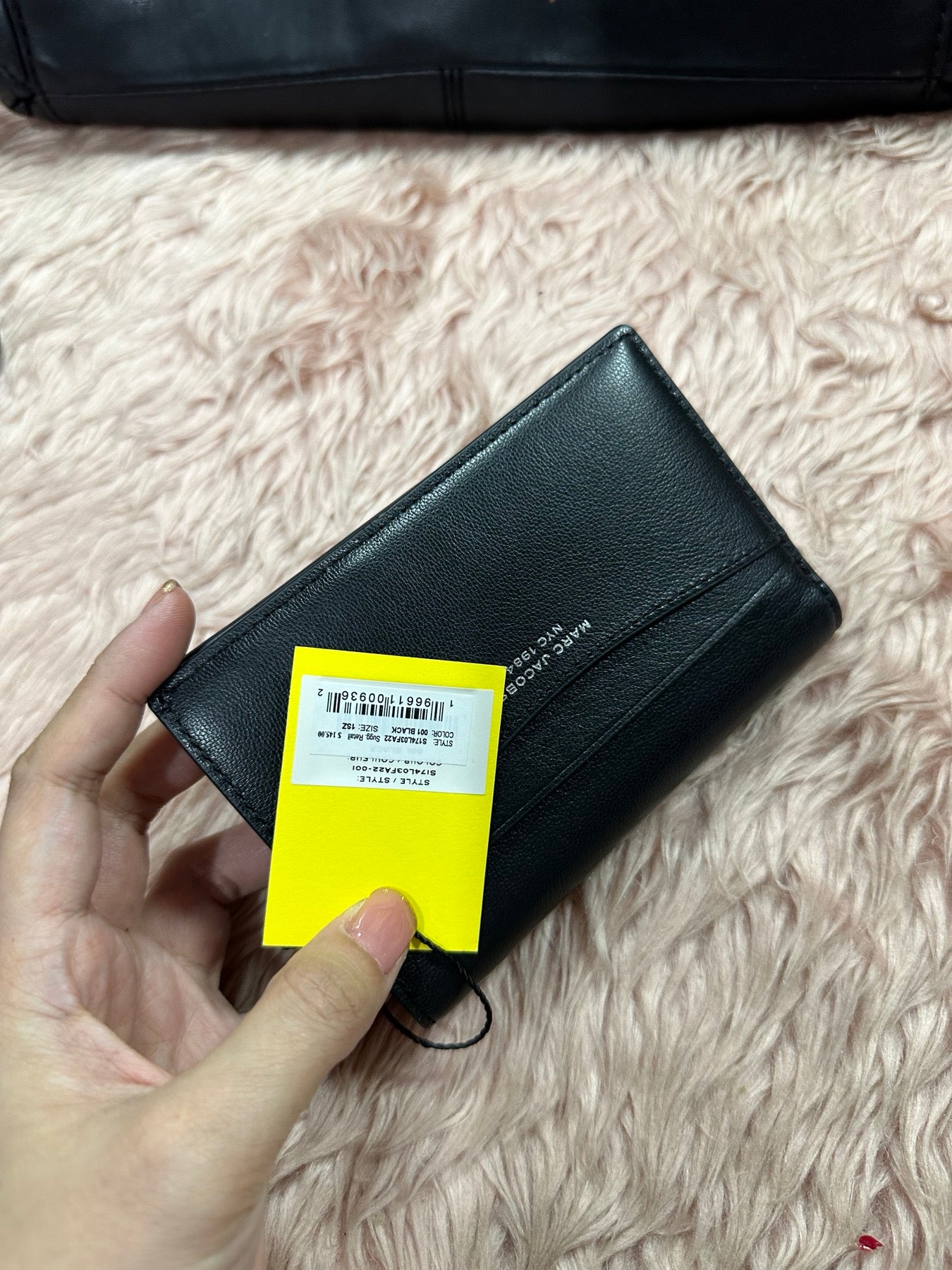 ORIG & IMPORTED Marc Jacobs The Slim 84 Flap Bifold Black Wallet