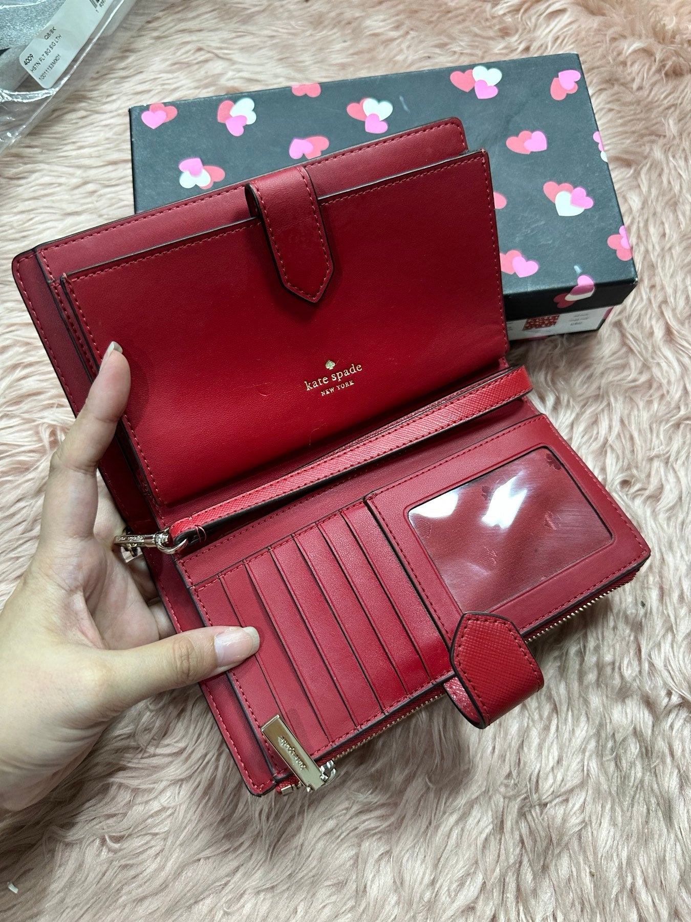 AUTHENTIC/ORIGINAL Preloved KS Staci Heart Pop Printed Boxed Phone Wristlet Red Long Wallet