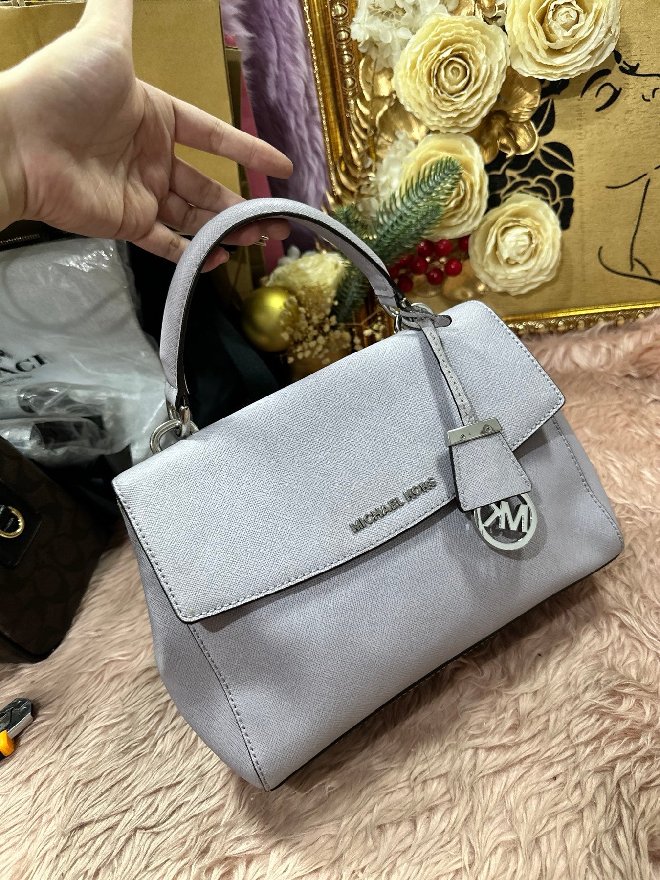 ORIG Preloved MICHAEL KORS MK Grey Medium Ava Top Handle Bag