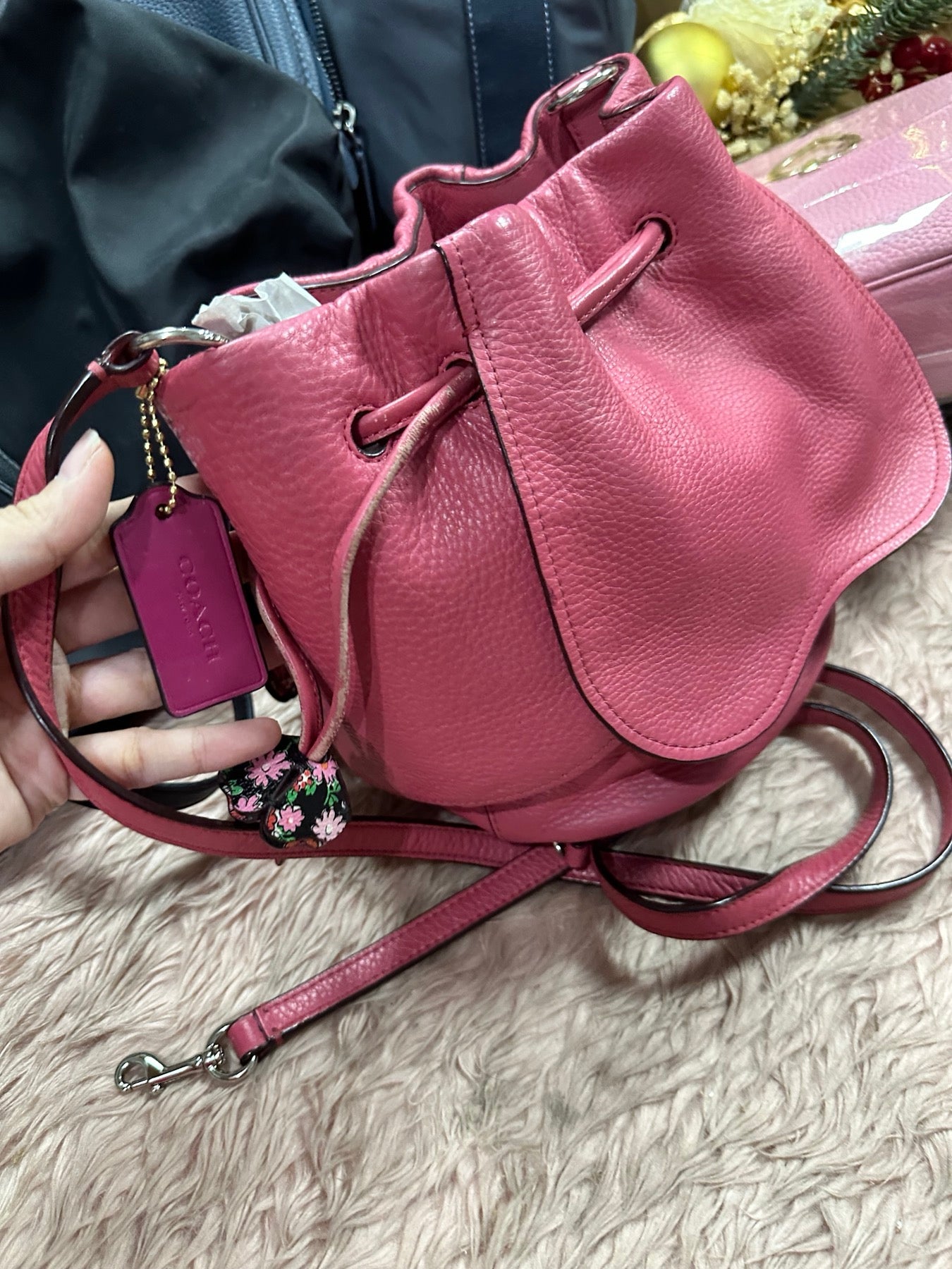 ORIG Preloved RARE Coach Drawstring Crossbody Petal Pink Bag