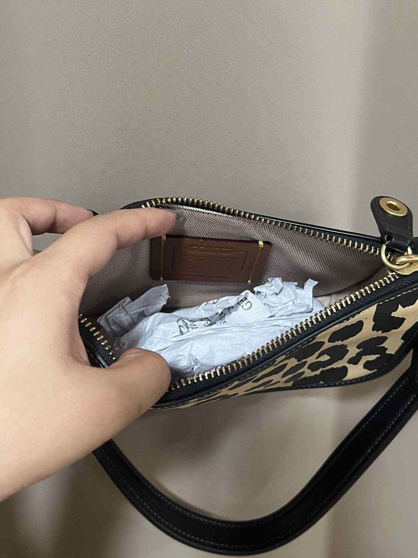 ORIG & IMPORTED COACH Retail Leopard Printed Mini Leather Bag Swinger 20 Black/Beige