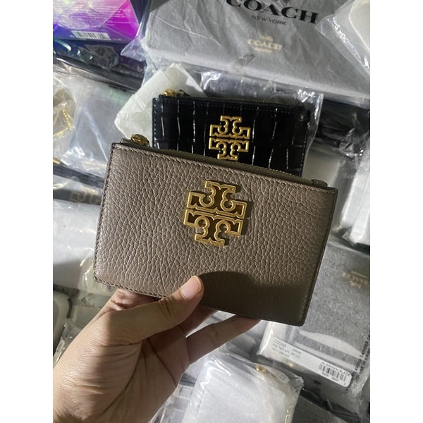 AUTHENTIC Tory Burch Women's Britten Zip Card Case Wallet