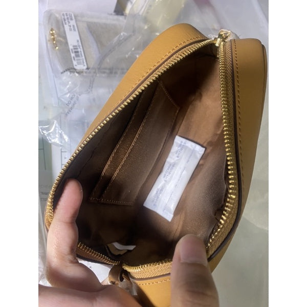 SALE! ❤️ AUTHENTIC Coach Jamie Clutch Wristlet Mini bag In Signature Canvas Light Saddle