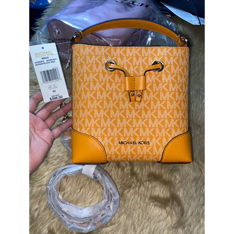AUTHENTIC/ORIGINAL MICHAEL K0RS MK MERCER SMALL XS BUCKET BAG