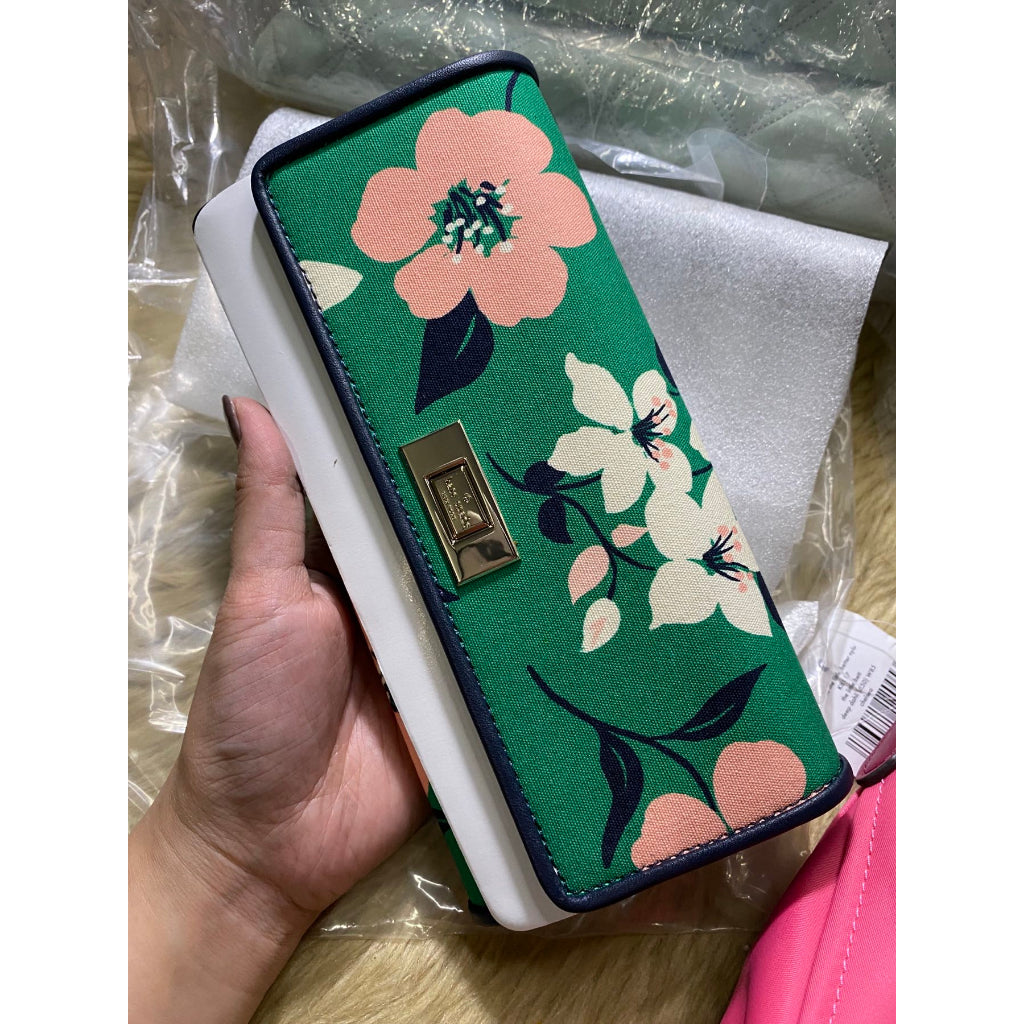 SALE! β€οΈ AUTHENTIC/ORIGINAL KateSpade Lucia Lily Blooms Large Slim Flap Wallet Green Floral