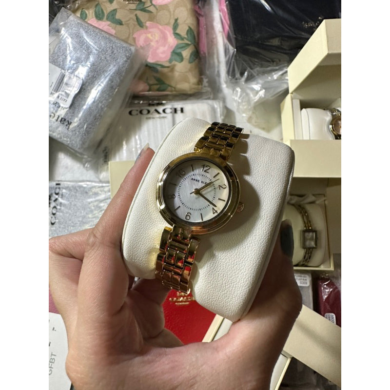 AUTHENTIC/ORIGINAL Anne Klein Women's 28mm Gold-Tone Bracelet Watch AK/3070MPGB