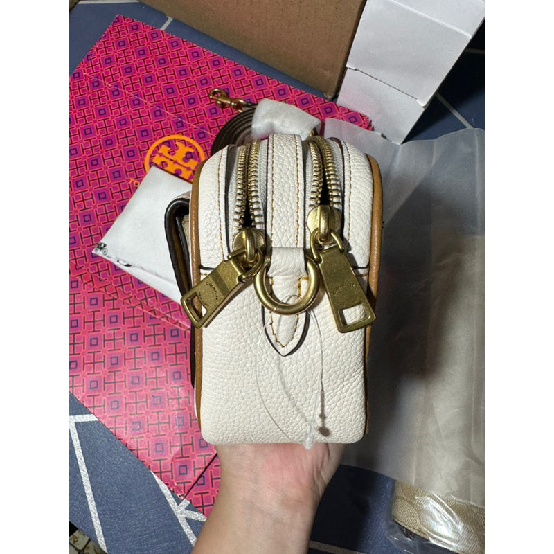 AUTHENTIC/ORIGINAL Coach Preloved Willow Camera Bag In Colorblock White