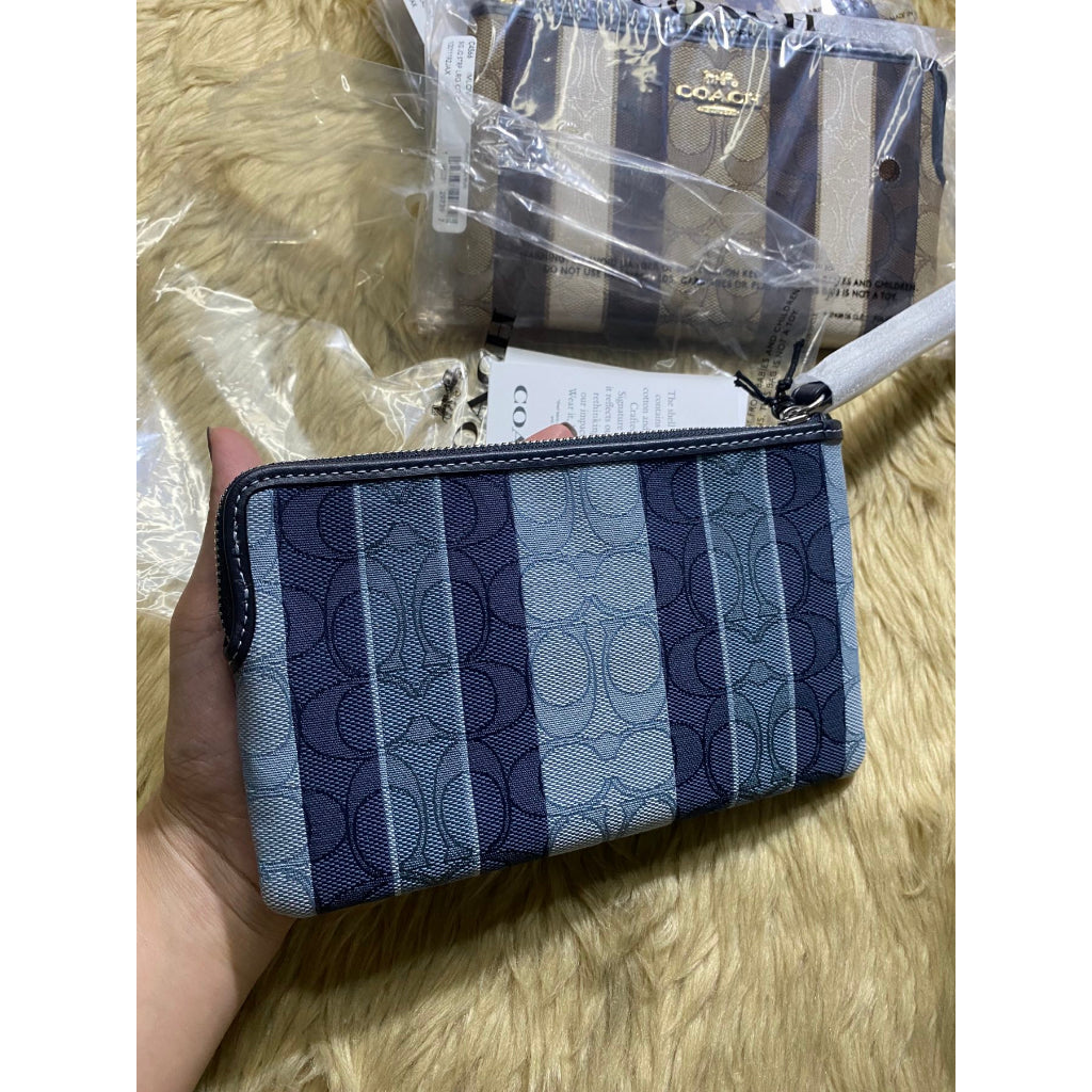 AUTHENTIC/ORIGINAL COACH Large Corner Zip Wristlet Wallet In Signature Jacquard Brown & Blue