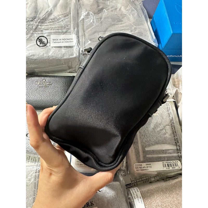 AUTHENTIC KateSpade KS The Little Better Sam Phone Crossbody Bag Nylon Black
