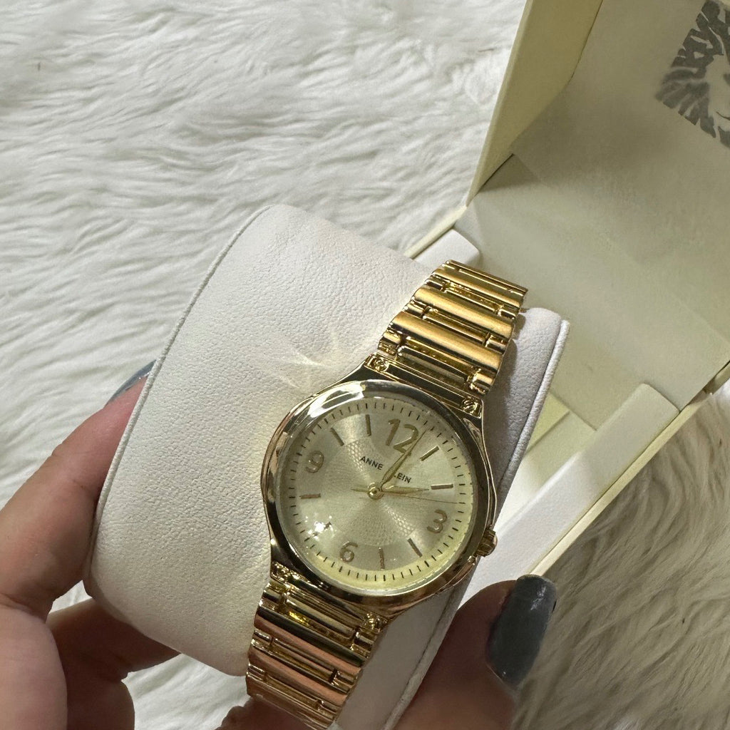 AUTHENTIC/ORIGINAL Anne Klein Women's Bracelet Gold Watch AK/3812CHGB