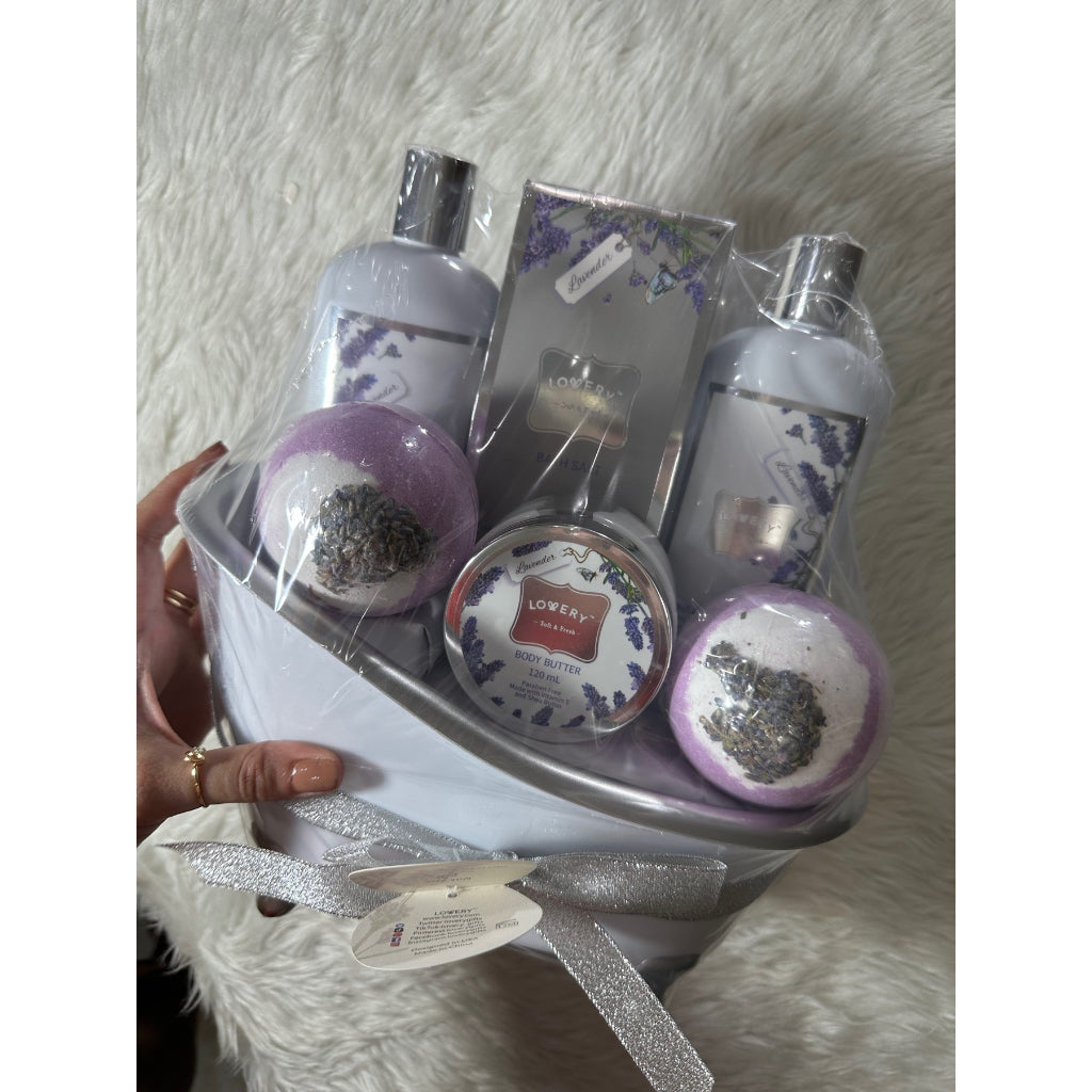SALE! ❤️ AUTHENTIC/ORIGINAL Lovery 9 Piece Lavender And Jasmine Relax Body Care Gift Set