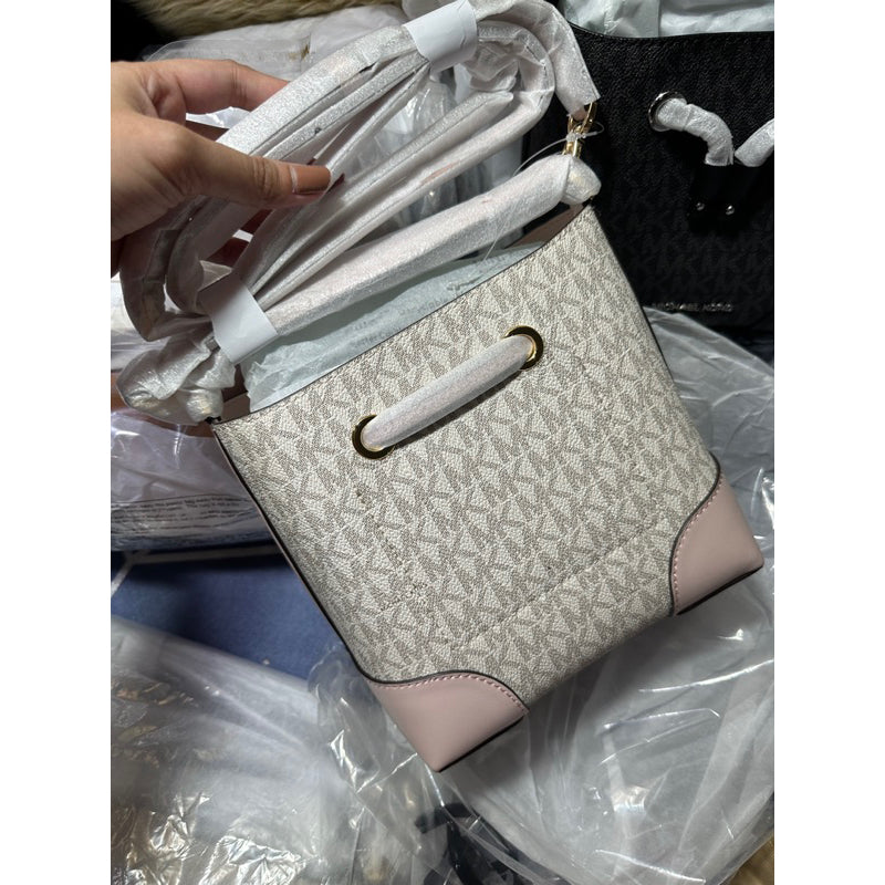 AUTHENTIC/ORIGINAL MICHAEL K0RS MK MERCER SMALL XS BUCKET BAG