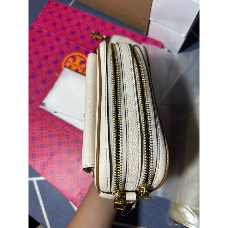 AUTHENTIC/ORIGINAL Coach Preloved Willow Camera Bag In Colorblock White