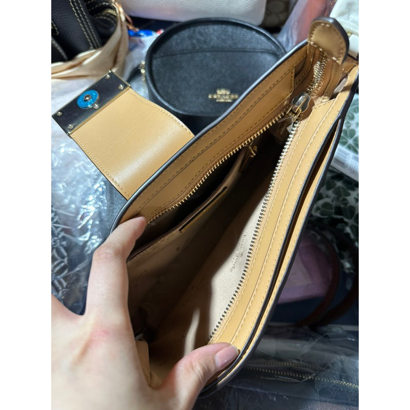 SALE! ❤️ AUTHENTIC/ORIGINAL KateSpade Reegan Smooth Leather Shoulder Bag in Brown Tiramisu