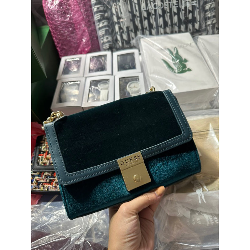 AUTHENTIC/ORIGINAL Guess Green Clutch Crossbody Bag