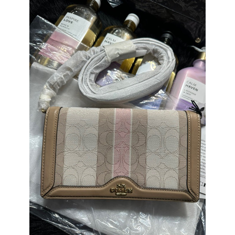 AUTHENTIC/ORIGINAL Coach Anna Foldover Clutch Crossbody Small Bag In Signature Jacquard Beige/Pink