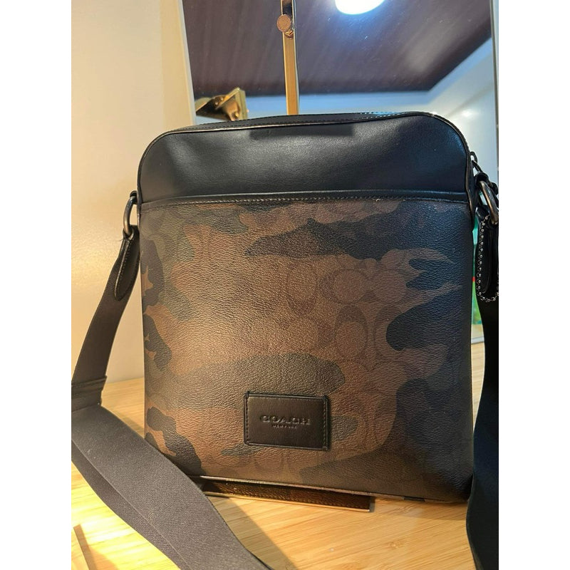 AUTHENTIC/ORIGINAL Coach Preloved Crossbody Men's Bag Camo Print