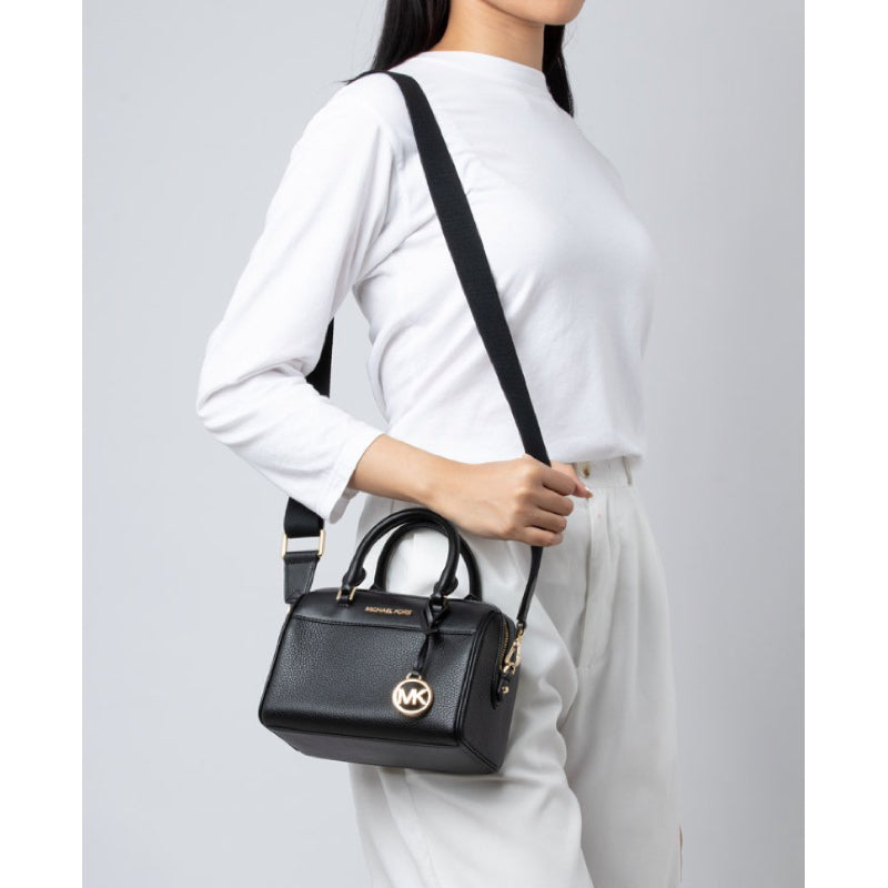 AUTHENTIC/ORIGINAL Michael K0rs MK Travel Leather Extra Small Duffle Crossbody Bag Black