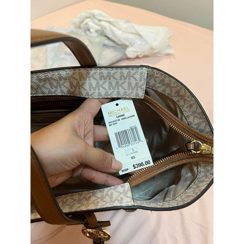 AUTHENTIC/ORIGINAL Michael K0rs MK Carine Medium Logo Tote Vanilla Bag
