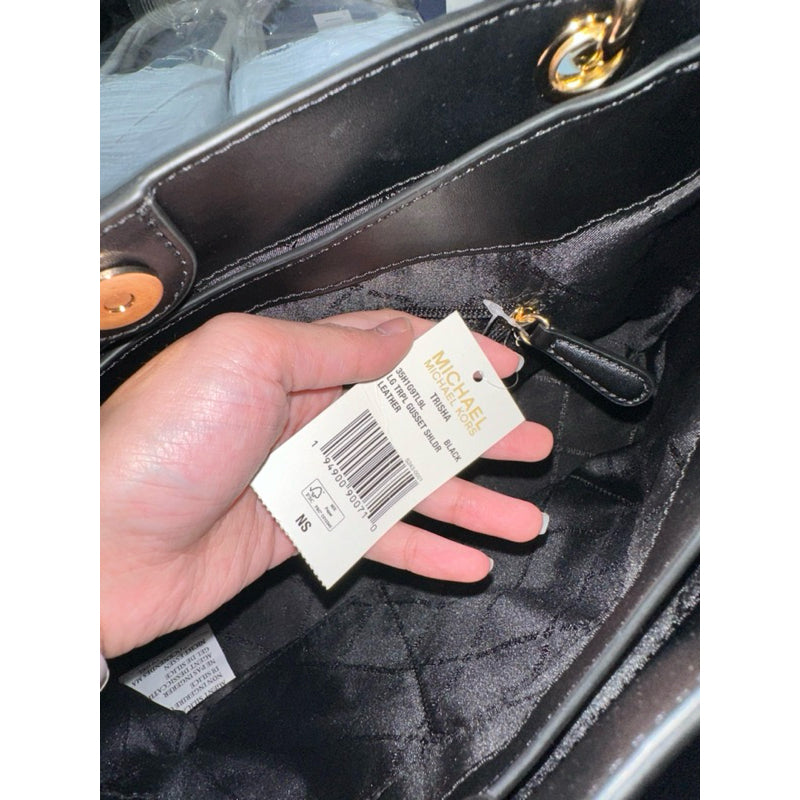 AUTHENTIC/ORIGINAL Michael K0rs MK Trisha Large Pebbled Leather Shoulder Bag Black
