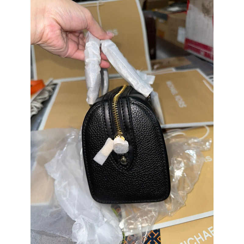 AUTHENTIC/ORIGINAL Michael K0rs MK Travel Leather Extra Small Duffle Crossbody Bag Black