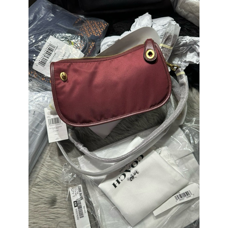 AUTHENTIC/ORIGINAL COACH Swinger Nylon Bag In Red Maroon Shoulder two way
