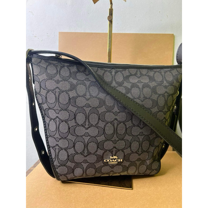 AUTHENTIC/ORIGINAL COACH Preloved Small Dufflette Bucket Bag MonoBlack