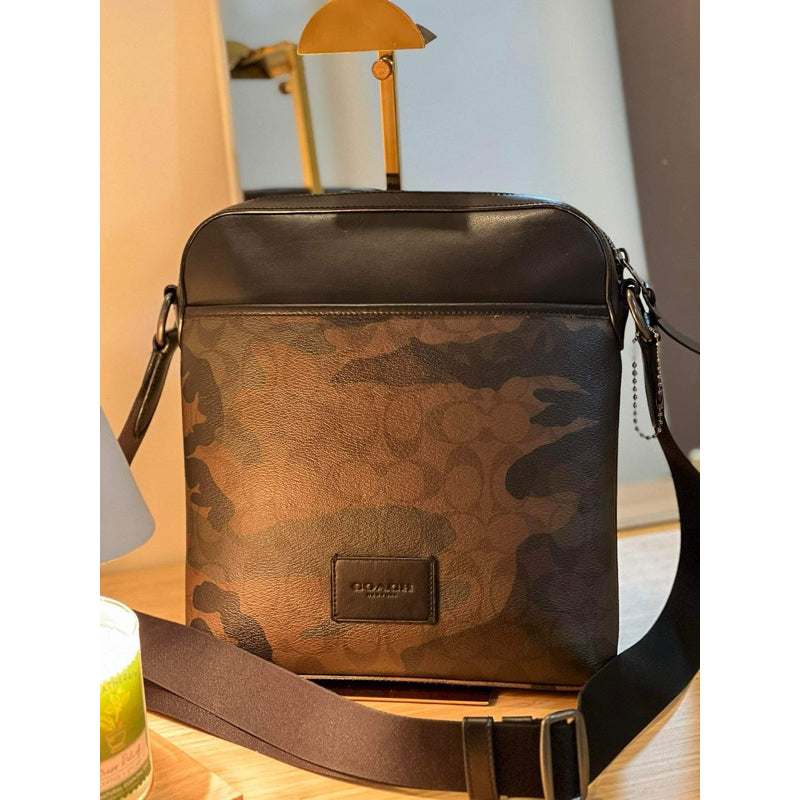 AUTHENTIC/ORIGINAL Coach Preloved Crossbody Men's Bag Camo Print