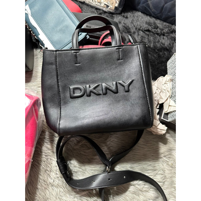 AUTHENTIC/ORIGINAL DKNY Tilly Logo Top Zip Tote Black Bag